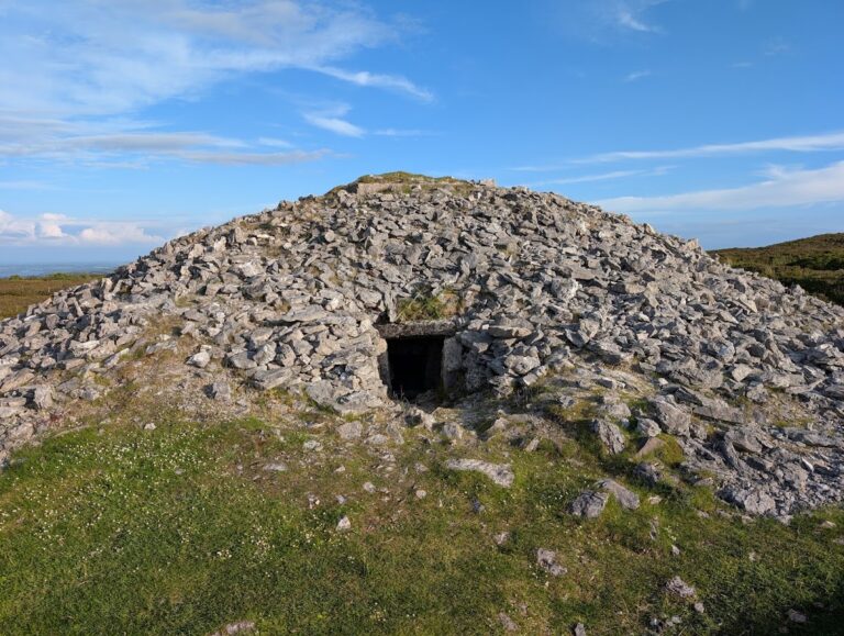Carrowkeel Megalithic Cemetery: Neolithic Passage-Tomb Complex in County Sligo, Ireland