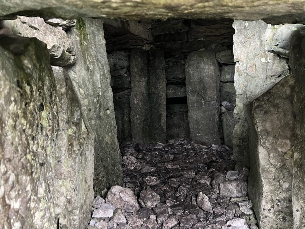 Carrowkeel Megalithic Cemetery: A Neolithic Passage-Tomb Cemetery in Ireland 3 Carrowkeel Megalithic Cemetery