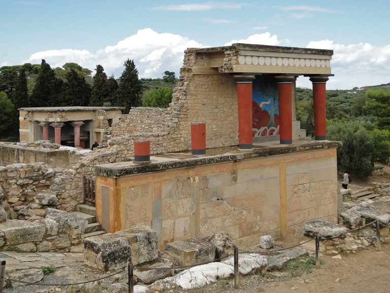 Knossos: A Minoan Urban and Palatial Centre in Greece