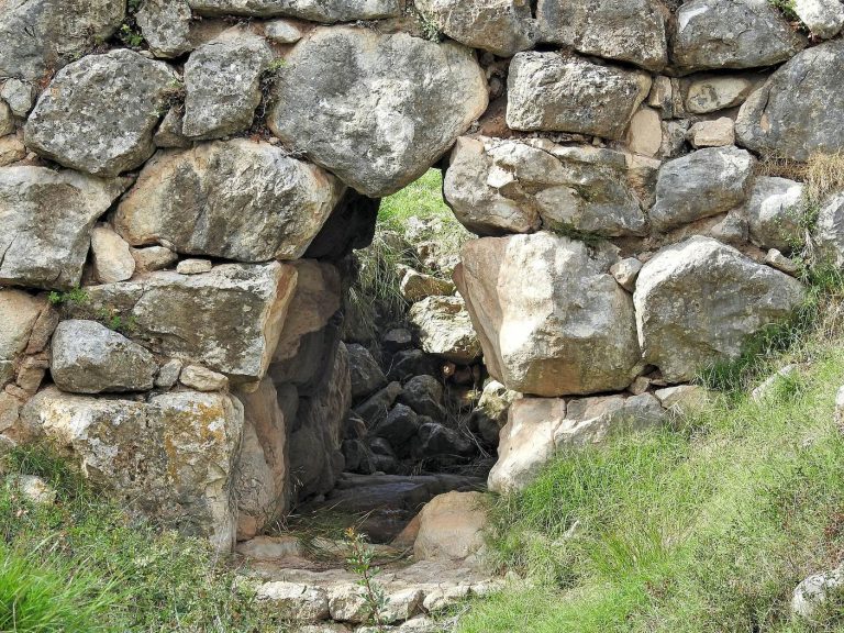 Kazarma Mycenaean Bridge: A Bronze Age Road Bridge in Greece