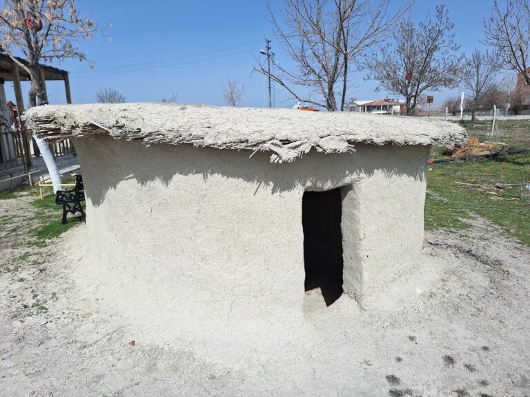 Boncuklu Höyük: An Early Neolithic Tell on the Konya Plain