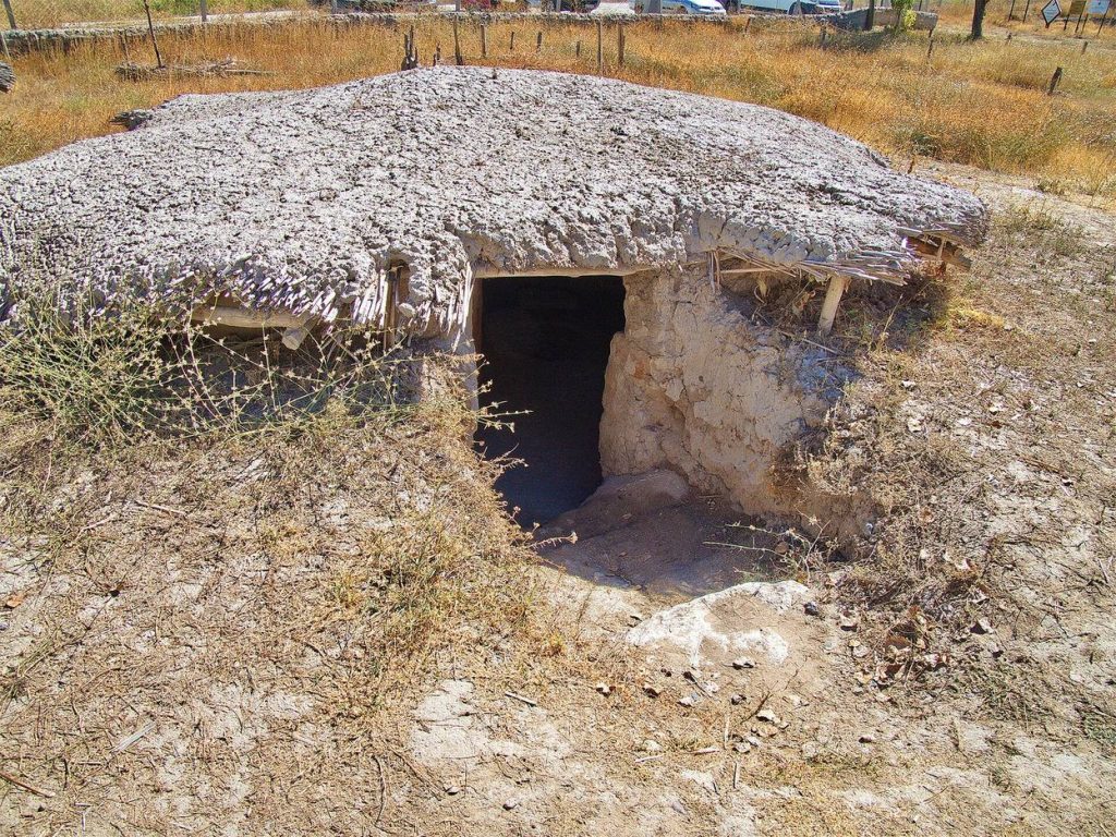 Aşıklı Höyük: An Aceramic Neolithic Settlement in Türkiye 4 Aşıklı Höyük
