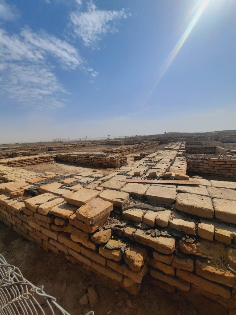 Ziggurat of Ur: A Neo-Sumerian Temple Monument in Iraq 3 Ziggurat of Ur