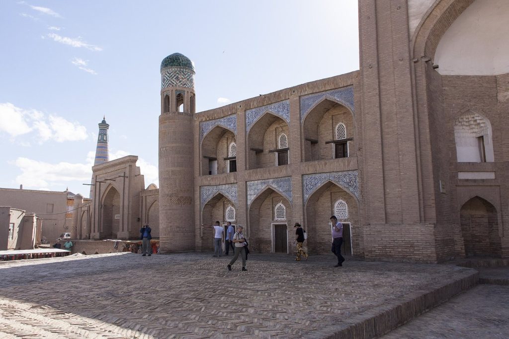 Abdullakhon Madrasa: An Islamic Educational Institution in Khiva 1 Abdullakhon madrasa