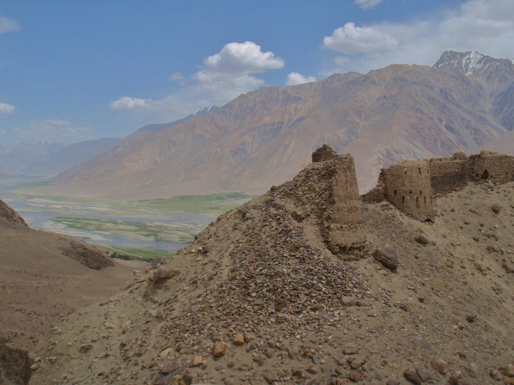 Yamchun Fort: A Yuezhi-Era Caravan and Military Fortress in Tajikistan 2 Yamchun Fort