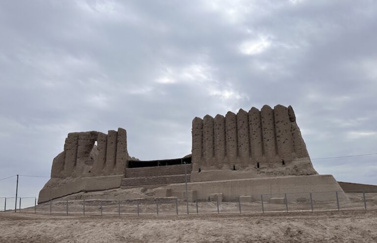 Great Kyz Kala: A Fortified Palace at Ancient Merv