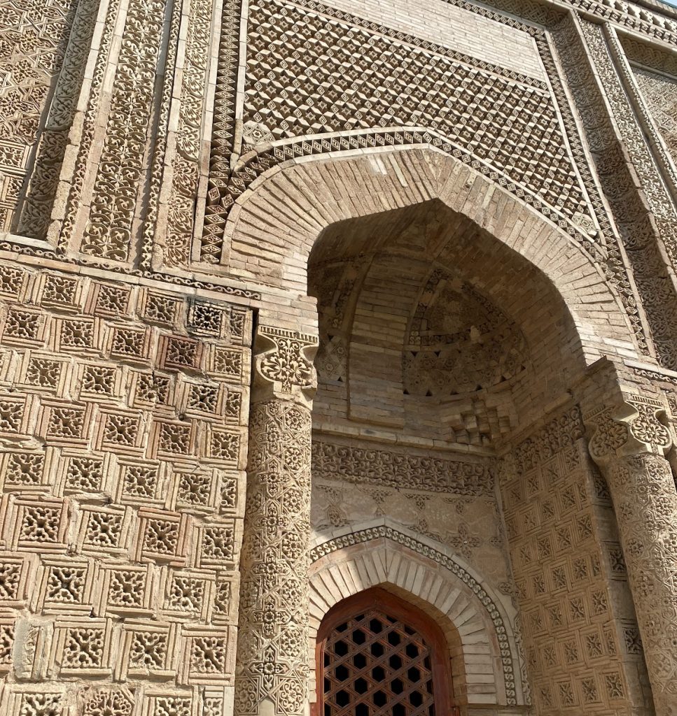 Aisha Bibi: A Karakhanid Mausoleum in Kazakhstan 2 Aisha Bibi