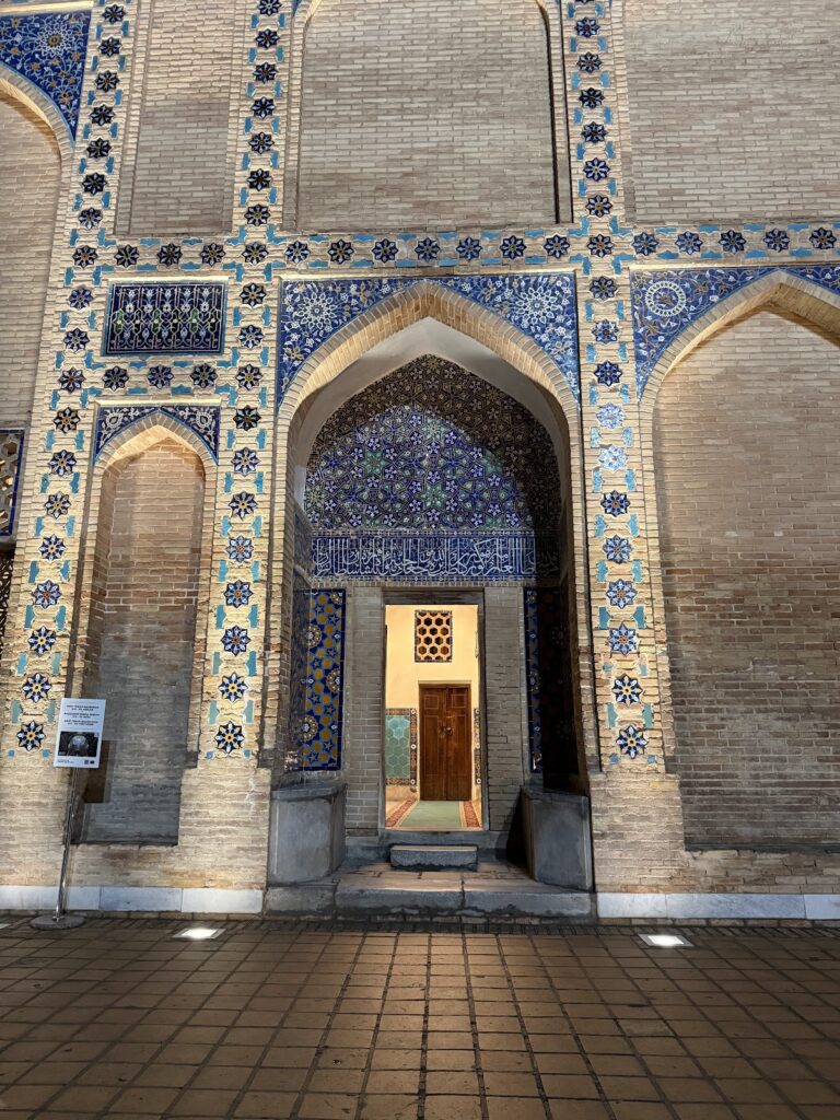 Gur-e Amir: The Timurid Dynastic Mausoleum in Samarkand 3 Gur-e Amir