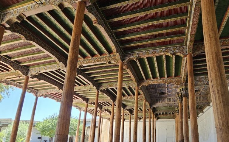 Kokand City Mosque: A Congregational Mosque and Madrasa in Uzbekistan