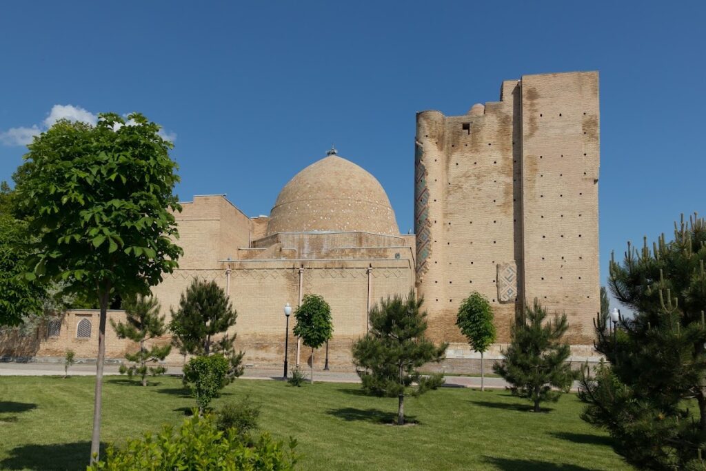 Dorous Siadat Complex: A Timurid Funerary and Religious Ensemble in Shahrisabz 2 Dorous Siadat complex