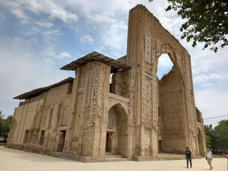 Ishrat-Khana Mausoleum: A Timurid Family Burial Complex in Samarkand