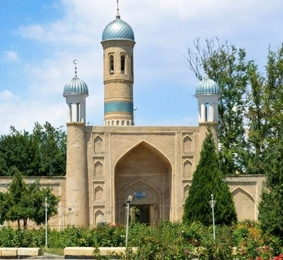 Podsho Pirim Complex: An Islamic Shrine and Mausoleum in Uzbekistan 2 Podsho Pirim Complex