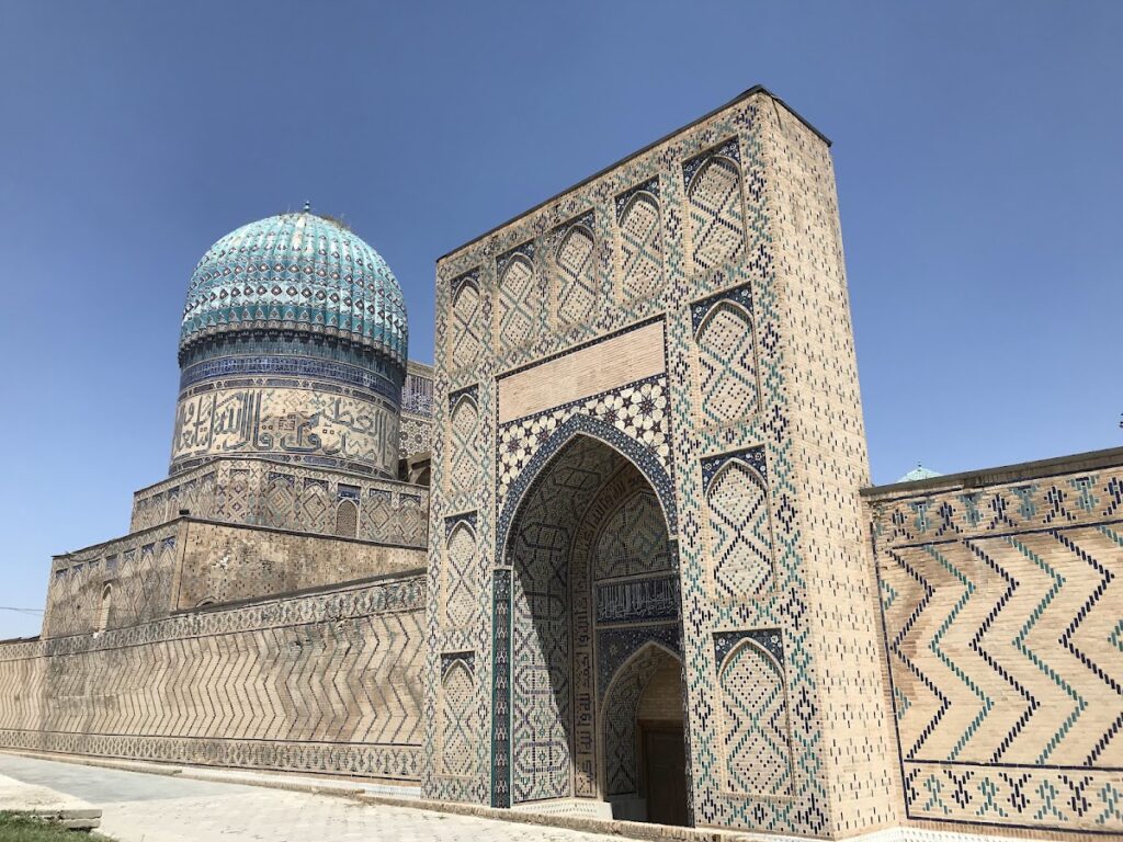 Bibi-Khanym Mosque: A Timurid Monument in Samarkand 2 Bibi-Khanym Mosque