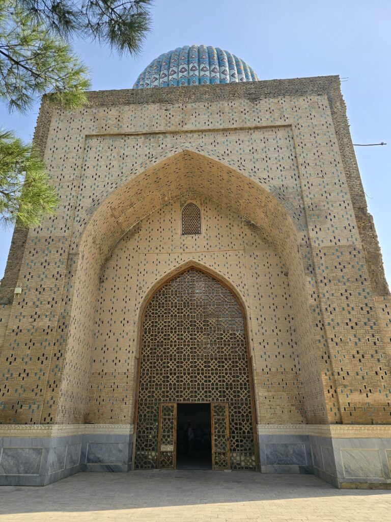 Bibi-Khanym Mosque: A Timurid Monument in Samarkand 3 Bibi-Khanym Mosque