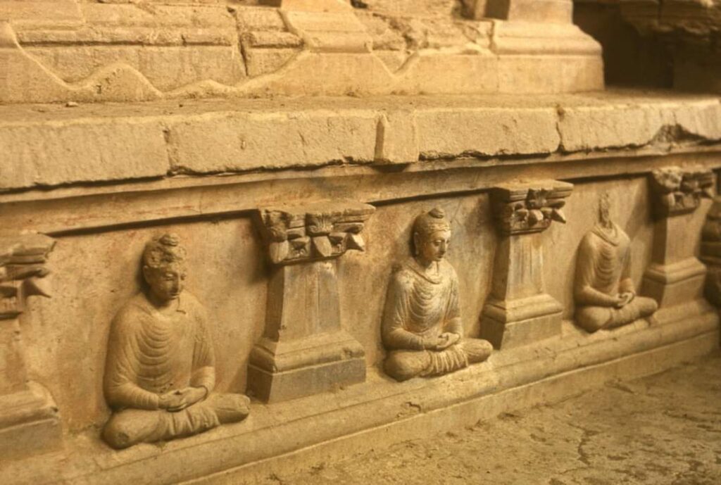 Tapa Shotor: A Sarvastivadin Buddhist Monastery in Afghanistan 2 Tapa Shotor