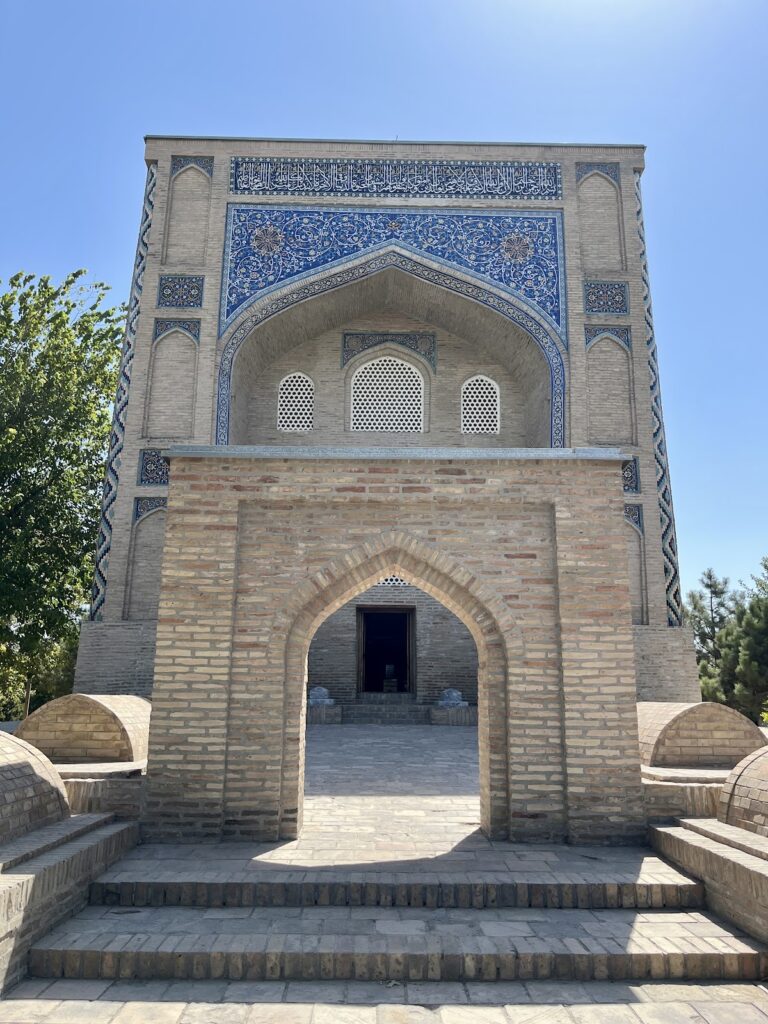 Qaffol Shoshiy Mausoleum: A Sixteenth-Century Khanqah in Tashkent, Uzbekistan