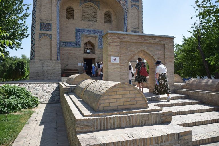 Qaffol Shoshiy Mausoleum: A Sixteenth-Century Khanqah in Tashkent, Uzbekistan