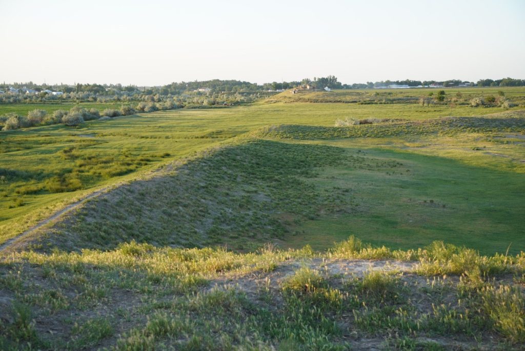 Kostobe: A Medieval Sogdian Urban Settlement in Kazakhstan 2 Kostobe