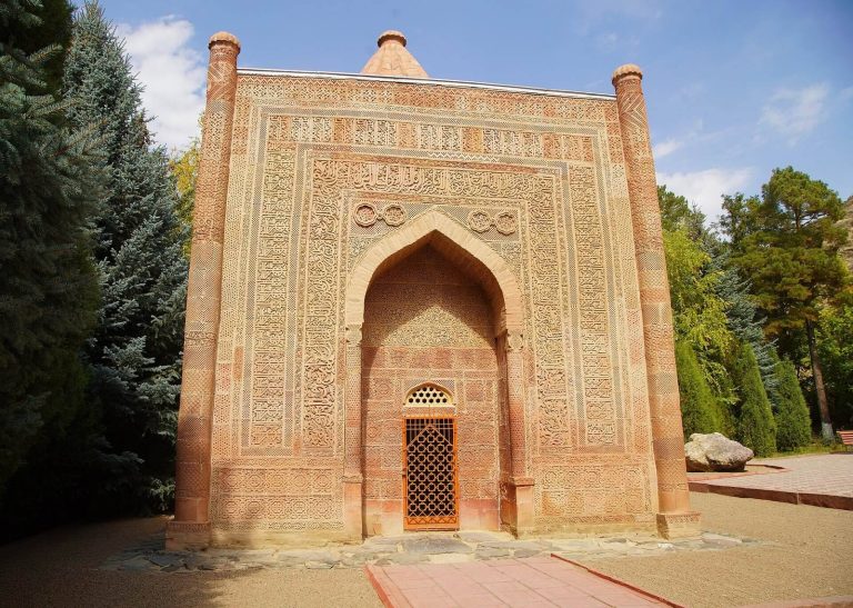Manas Ordo: National Cultural-Historical Complex in Kyrgyzstan