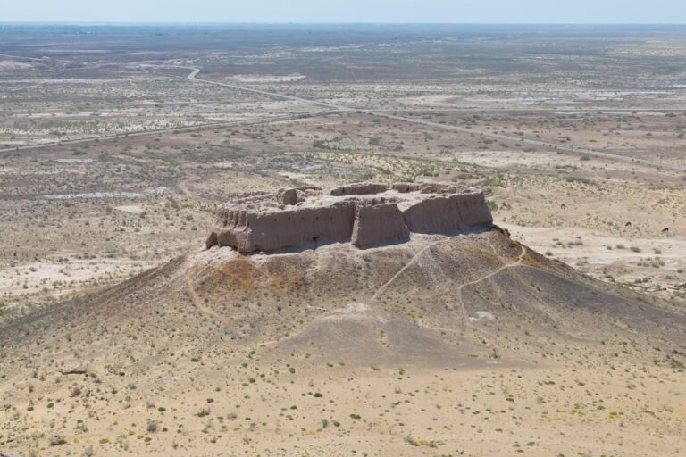 Ayaz-Kala: A Khorezmian Frontier Fortress Complex in Uzbekistan