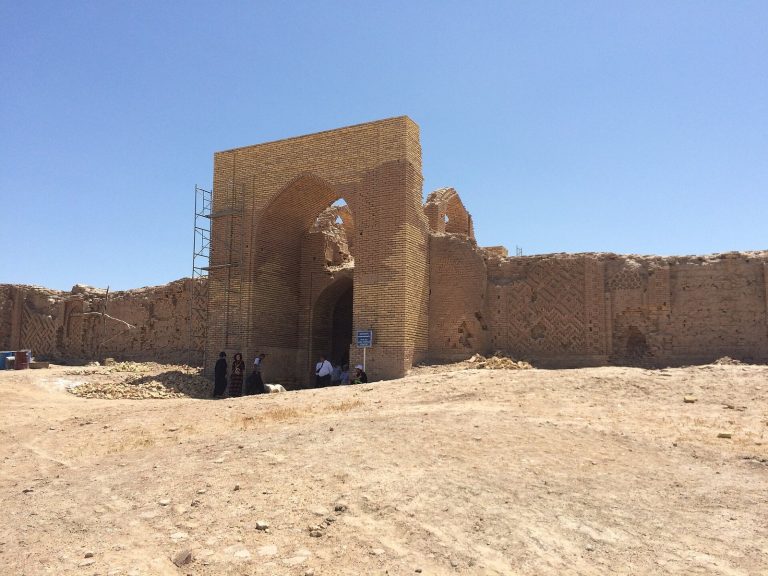 Dayahatyn: A Medieval Caravanserai on the Amu Darya