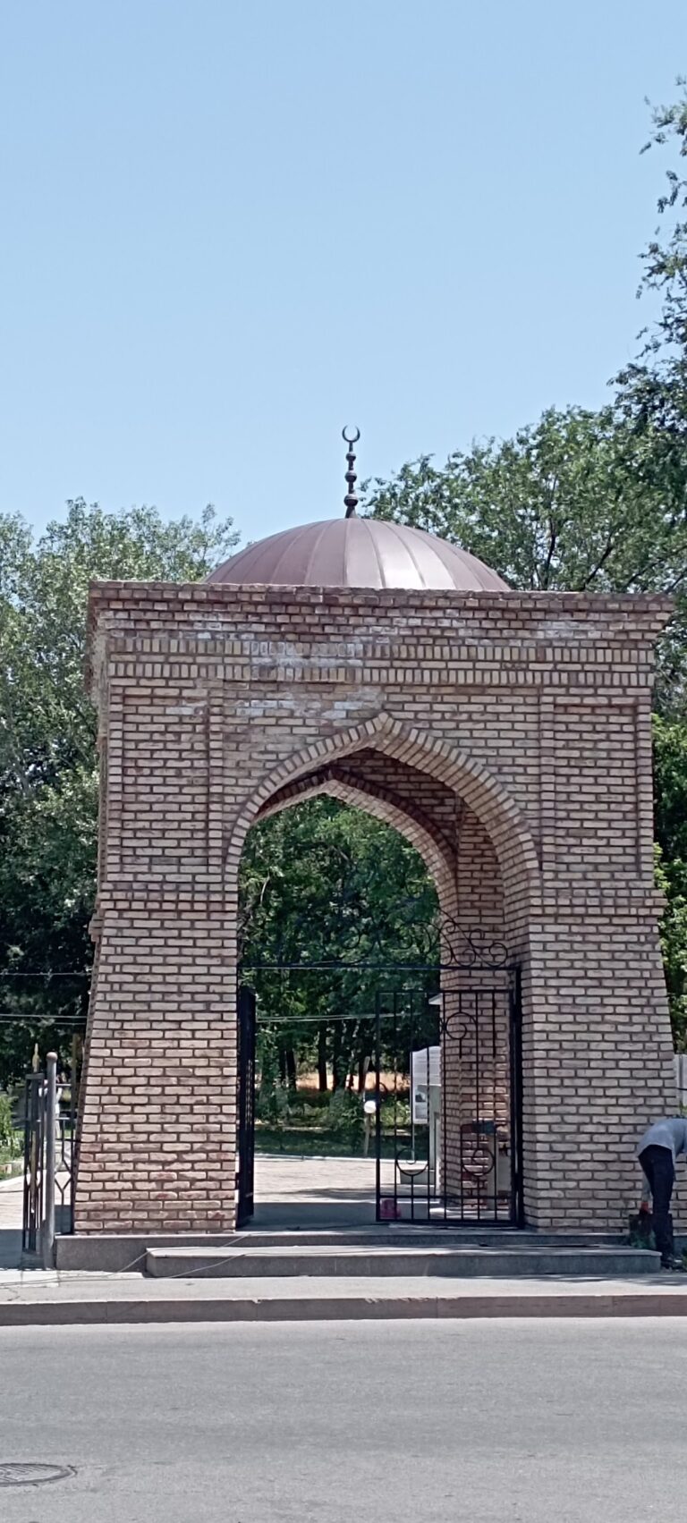 Dauytbek Mausoleum: A 13th-Century Funerary Monument in Taraz, Kazakhstan