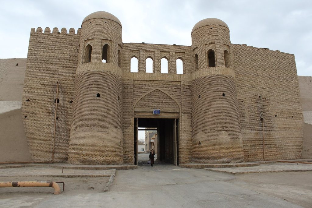 Itchan Kala South Gate: Khiva’s Historic Toshdarvoza 1 Itchan Kala south gate