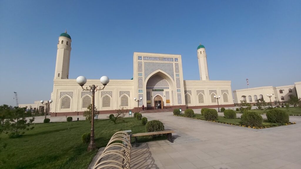 Termizi Memorial Complex: A Sacred Islamic Memorial in Uzbekistan 2 Termezi memorial complex