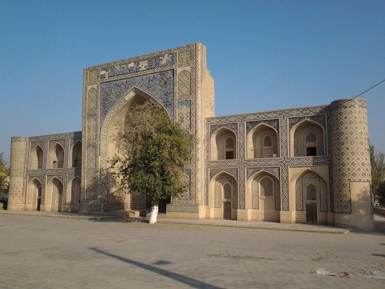 Modari Khan Madrasa: A Sixteenth-Century Islamic School in Bukhara