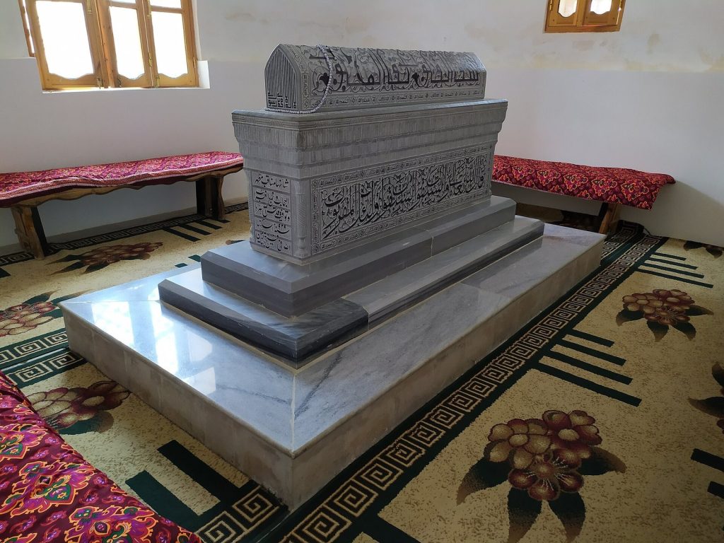 Qizbibi: A Sufi Shrine and Historical Complex in Uzbekistan 2 Kiz bibi