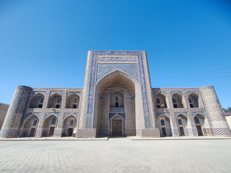 Kosh Madrasa: A Paired Islamic Educational Complex in Bukhara