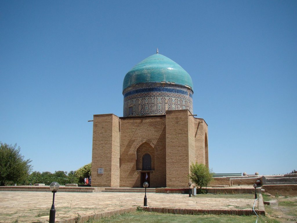 Mausoleum of Rabiya Sultan Begim: A Timurid Funerary Monument in Kazakhstan 1 Mausoleum of Rabiya Sultan Begim