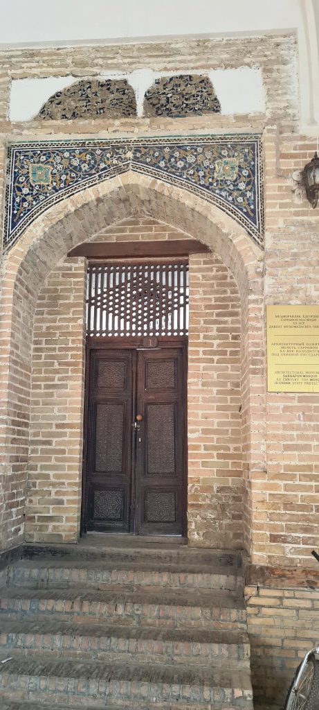 Sarrafon Mosque: A Shaybanid-Era Mosque in Bukhara 3 Sarrafon Mosque