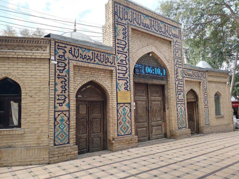 Hoja Zudmurad Complex: A Historic Mosque in Samarkand
