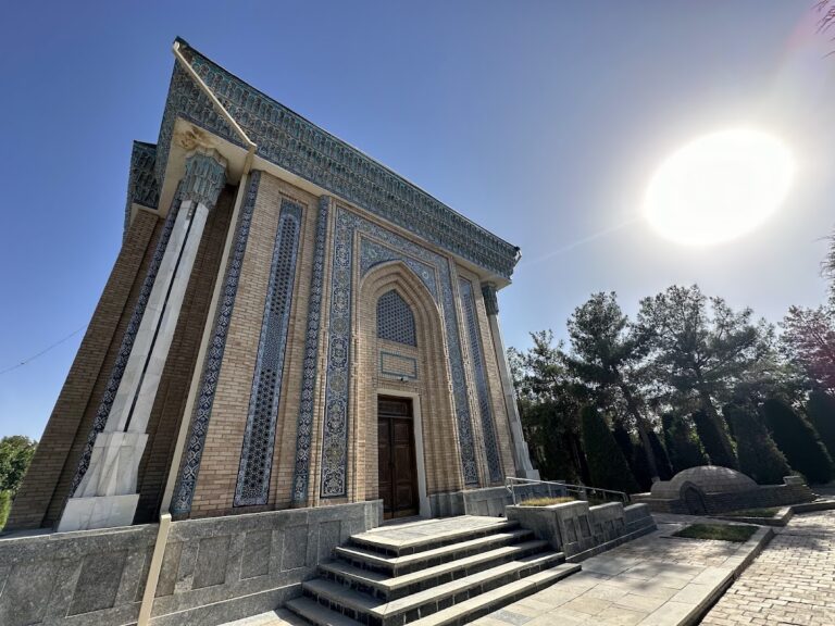 Mausoleum of Abu Mansur al-Maturidi: Islamic Memorial Complex in Samarkand