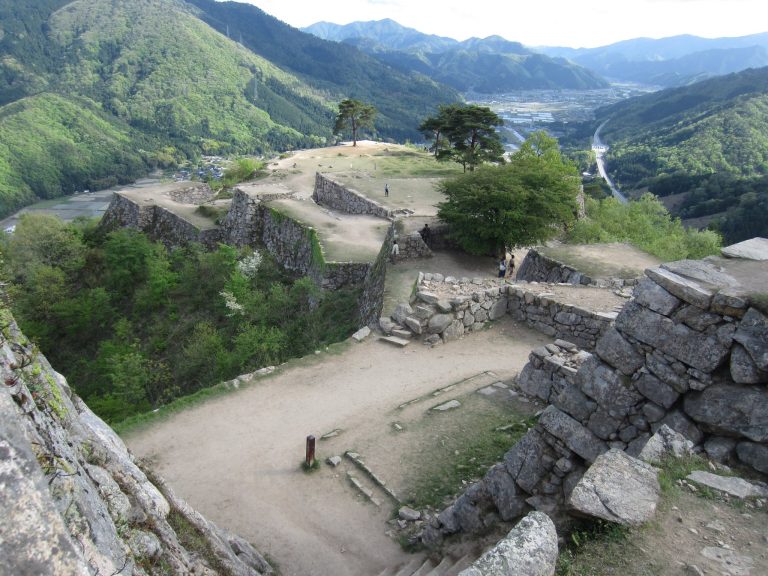 Takeda Castle: A Sengoku-Period Mountaintop Castle in Japan