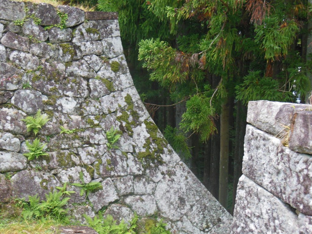 Iwamura Castle: A Japanese Mountain Castle in Ena 3 Iwamura Castle