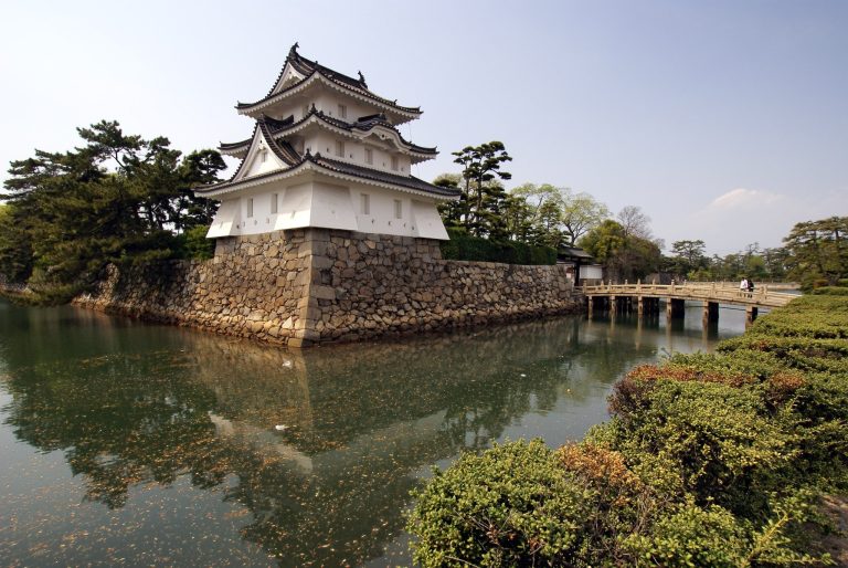 Takamatsu Castle: A Coastal Sea Castle in Japan
