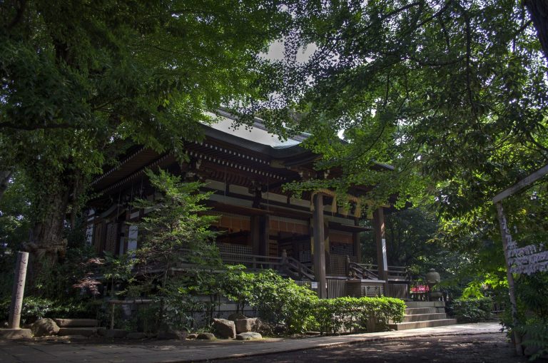 Okusawa Shrine: A Historic Hachiman Shrine in Tokyo