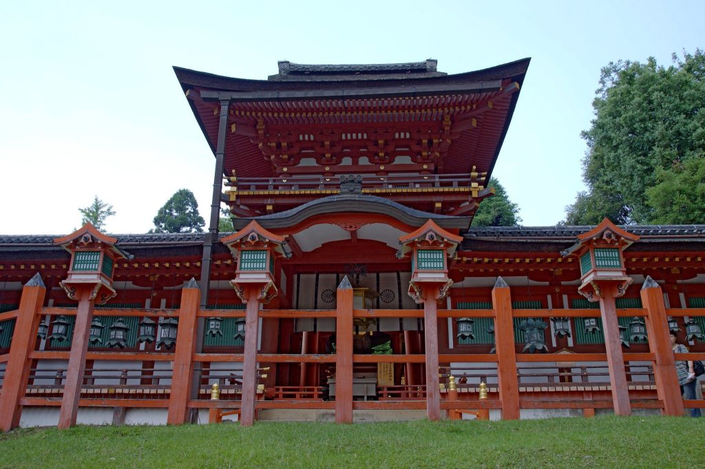 Hiraoka Shrine: A Historic Shinto Shrine in Higashiōsaka 2 Hiraoka Shrine