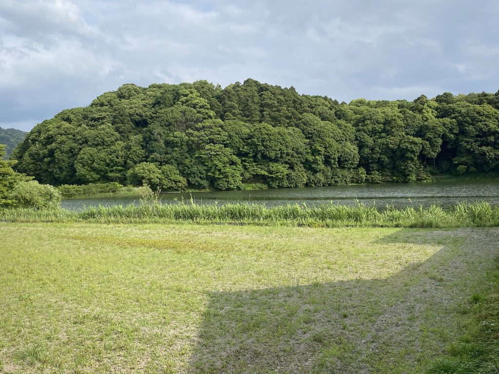 Hashihaka Kofun: An Early Keyhole-Shaped Burial Mound in Japan 2 Hashihaka Kofun