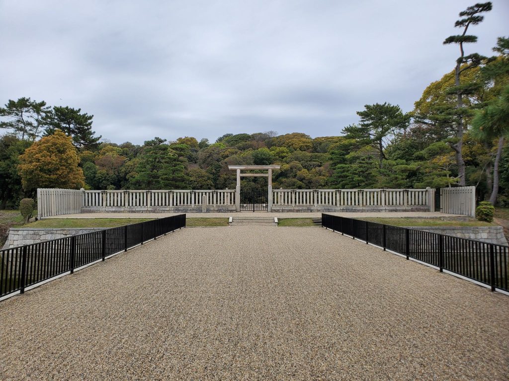 Daisen Kofun: A Fifth-Century Keyhole Tomb in Japan 2 Daisen Kofun