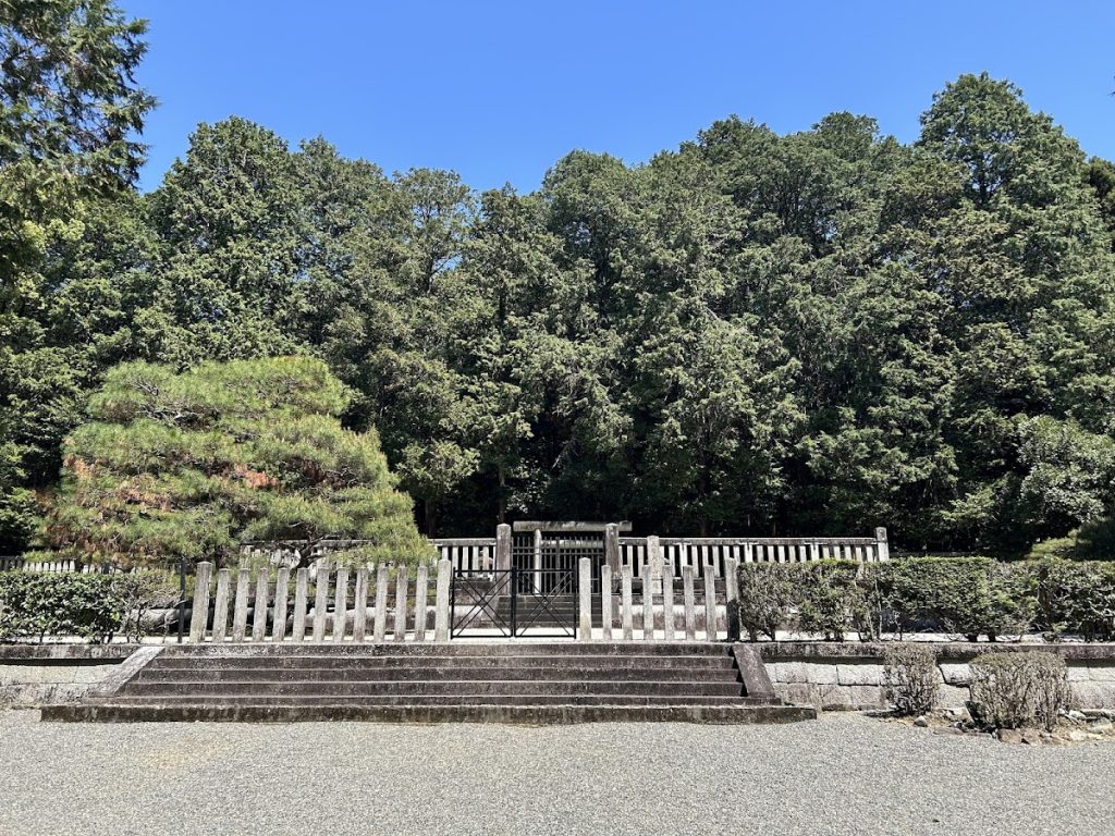 Gobyōno Kofun: The Imperial Mausoleum of Emperor Tenji 1 Gobyōno Kofun