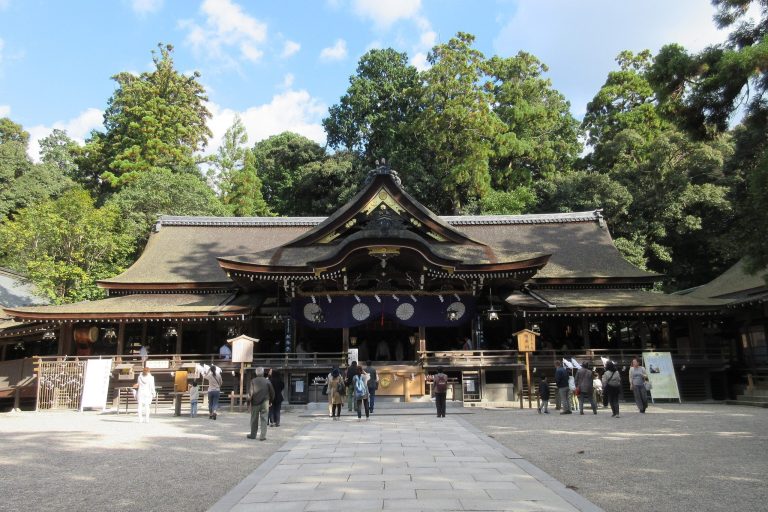 Ōmiwa Shrine: Japan’s Ancient Mountain Sanctuary in Nara