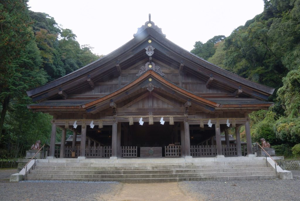 Miho Shrine: A Paired Shinto Sanctuary in Japan 2 Miho Shrine