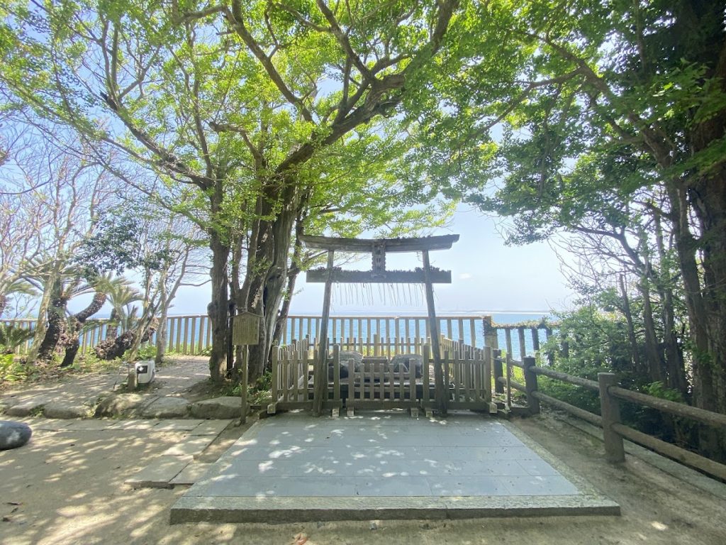Shikaumi Shrine: A Maritime Shinto Sanctuary on Shikashima Island 5 Shikaumi Shrine