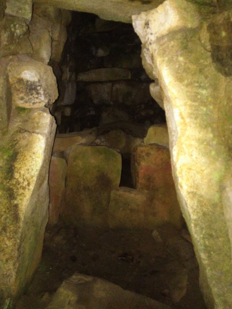 Okadayama Kofun: A Burial-Mound Group in Matsue, Japan 3 Okadayama Kofun