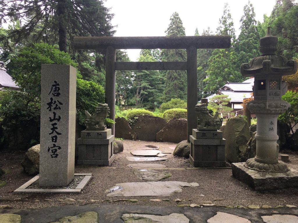 Karamatsu Shrine: A Historic Women’s Protection Shrine in Japan 3 Karamatsu Shrine