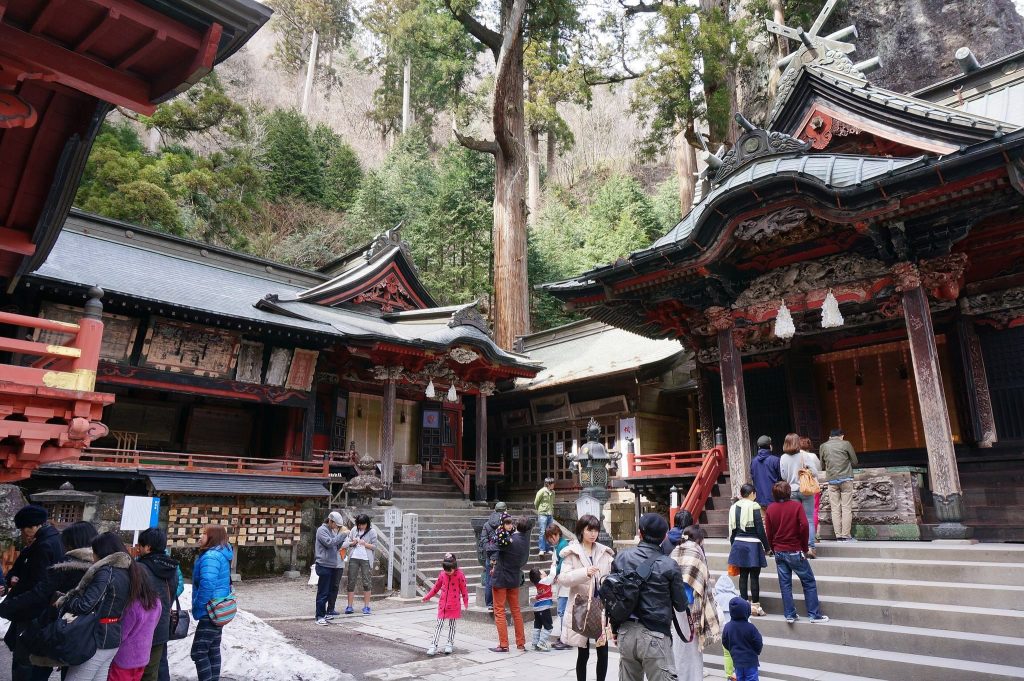 Haruna Shrine: A Shinto Mountain Sanctuary in Japan 1 Haruna Shrine