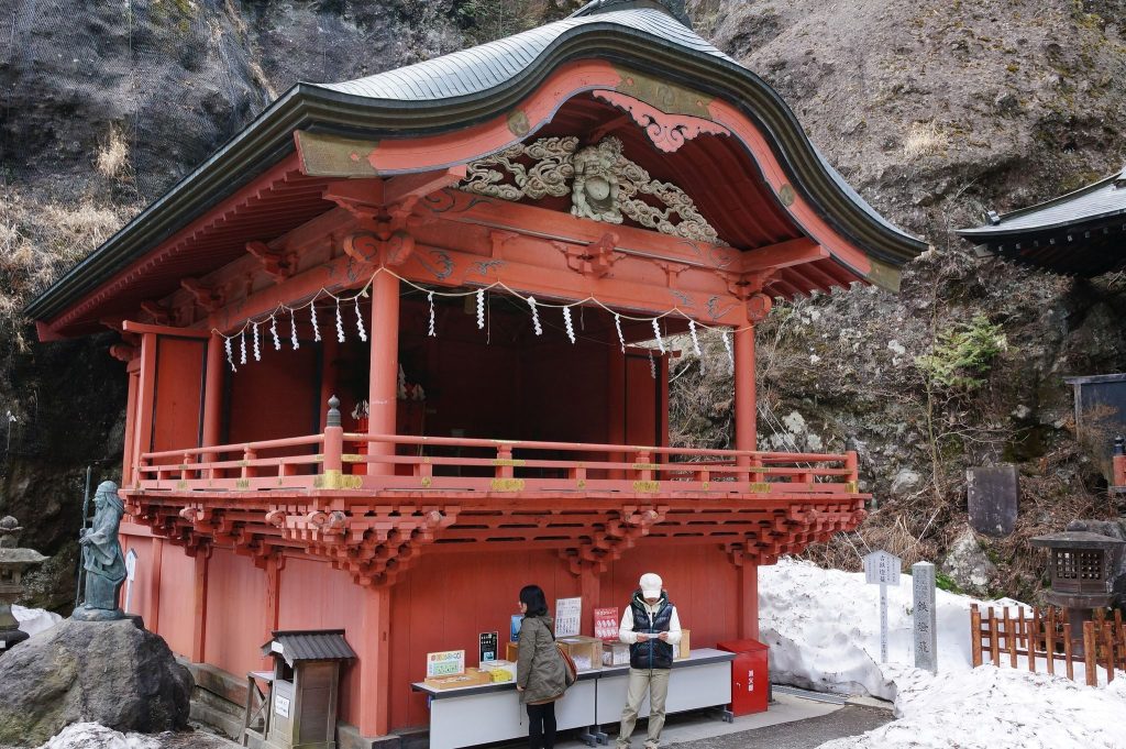 Haruna Shrine: A Shinto Mountain Sanctuary in Japan 5 Haruna Shrine